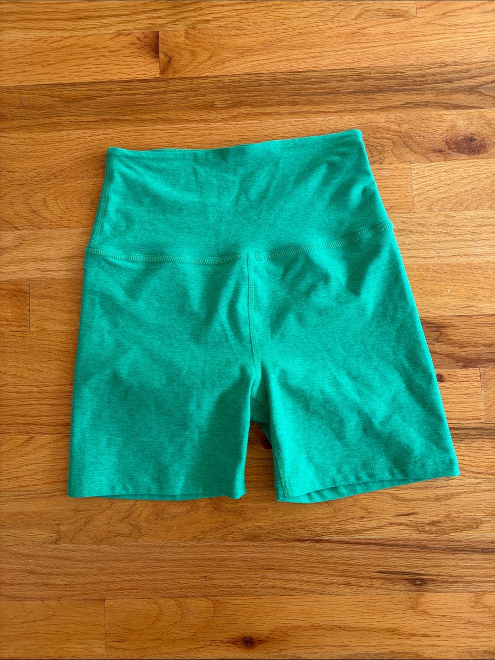 Beyond Yoga High-Rise Bike Shorts - Teal Green